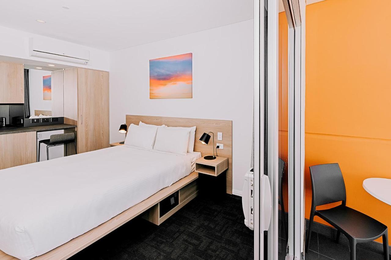 Toms Court Hotel Аделаида Экстерьер фото