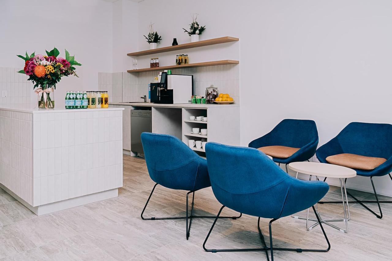 Toms Court Hotel Аделаида Экстерьер фото