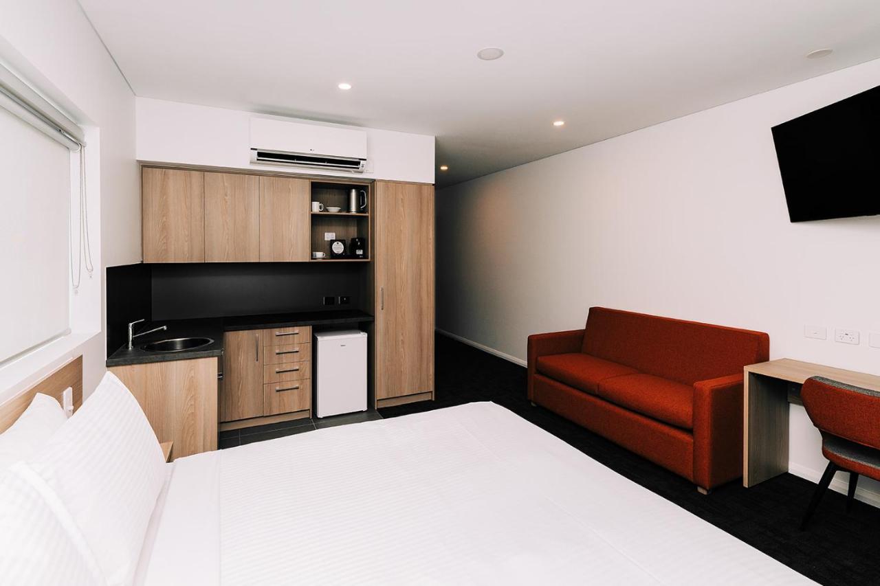 Toms Court Hotel Аделаида Экстерьер фото