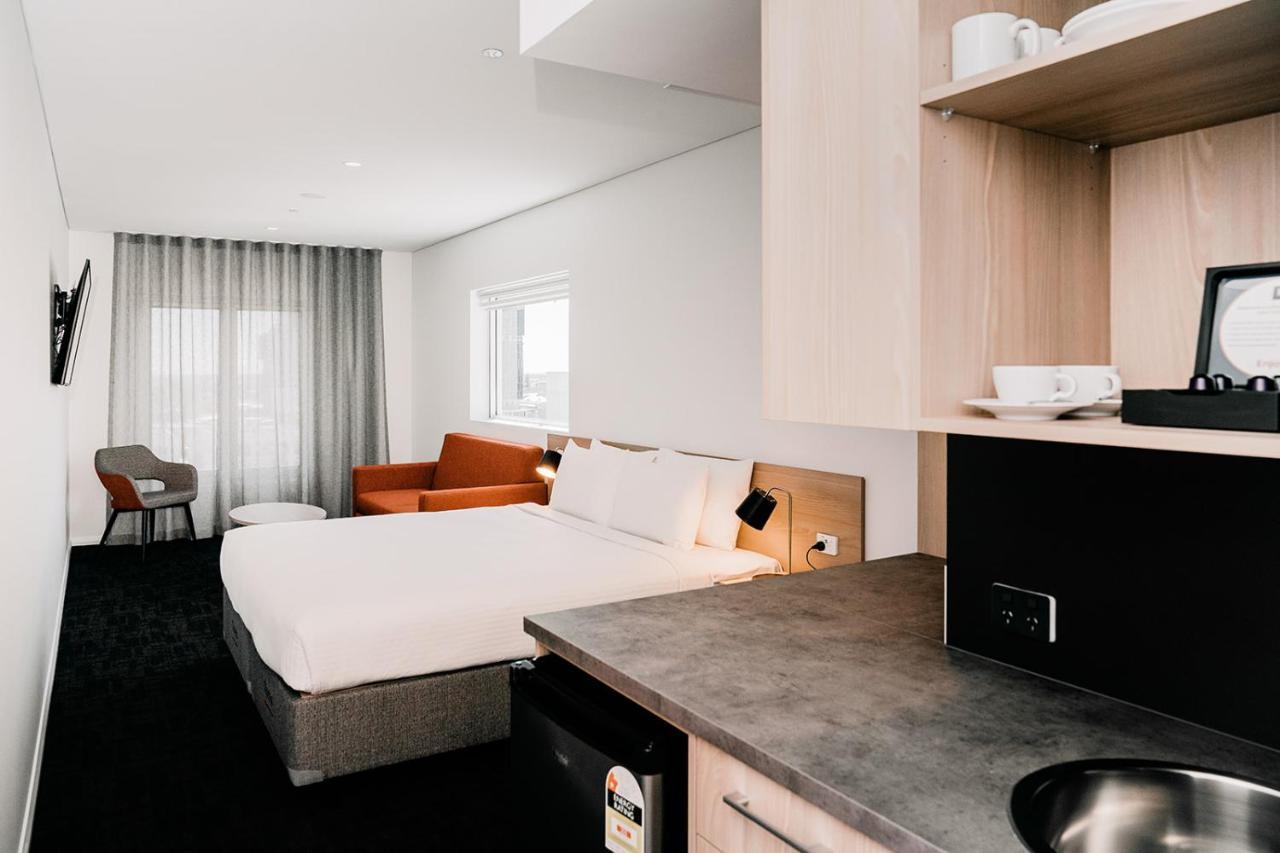 Toms Court Hotel Аделаида Экстерьер фото